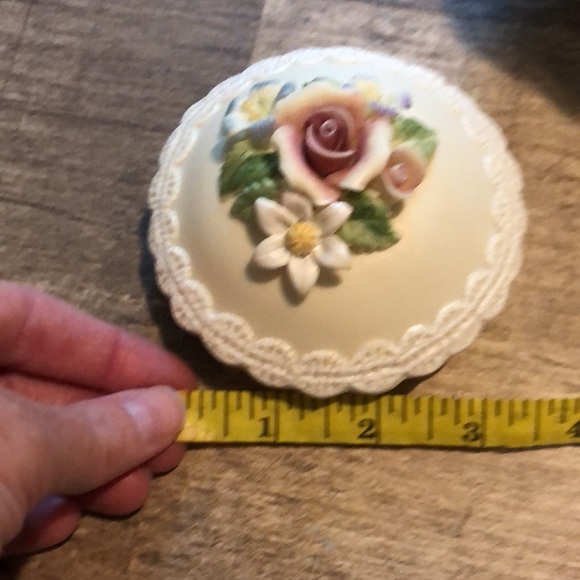 Tea Pot Music Box - Picture 9 of 10